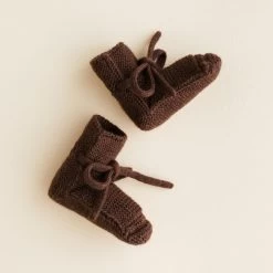 HVID Slofjes Dark Brown 0-9 Mnd 6 HVID Slofjes Dark Brown 0-9 Mnd -Creatieve Speelgoed Winkel HVIDslofjesdarkbrown0 12mndbootiesdarkbrowna