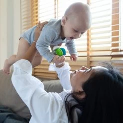 PLAN TOYS Baby Auto 6 M+ 12 PLAN TOYS Baby Auto 6 M+ -Creatieve Speelgoed Winkel PLANTOYSbabyauto6m 4005229